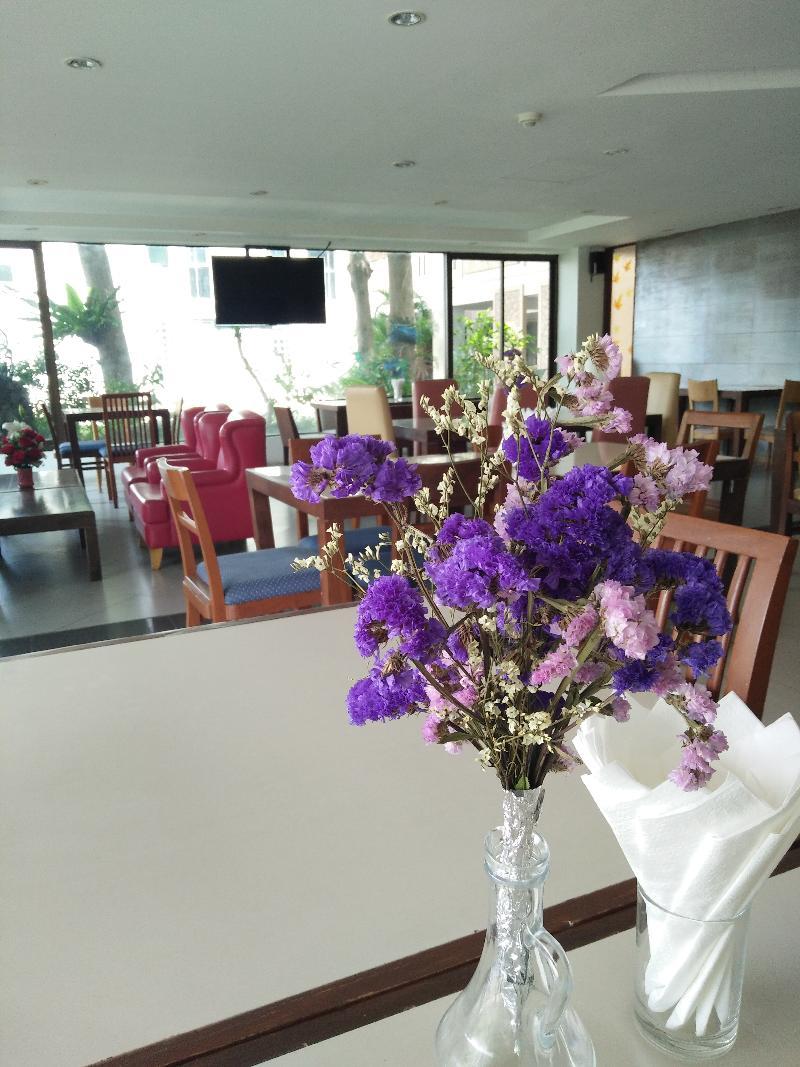 Lasalle Suites Hotel & Residence Bangkok Exterior photo